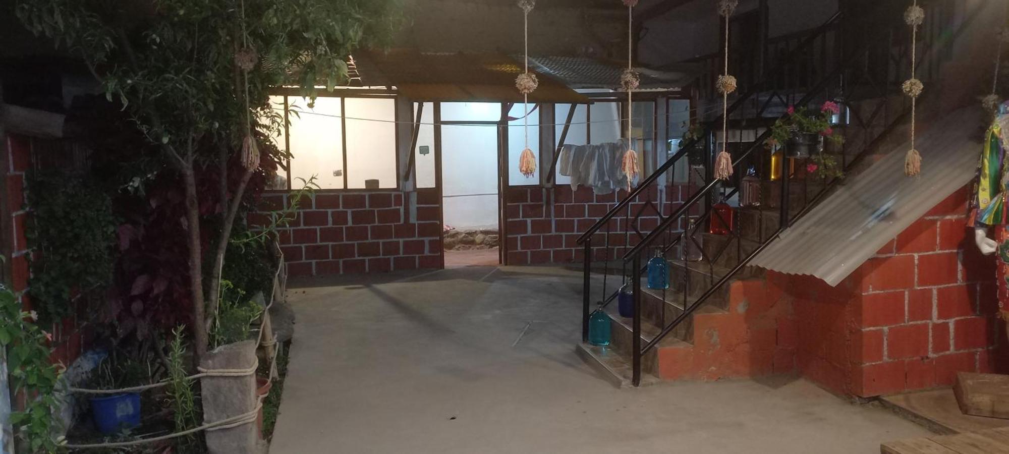 Hostal Raymi โอยานไตตามโบ ภายนอก รูปภาพ